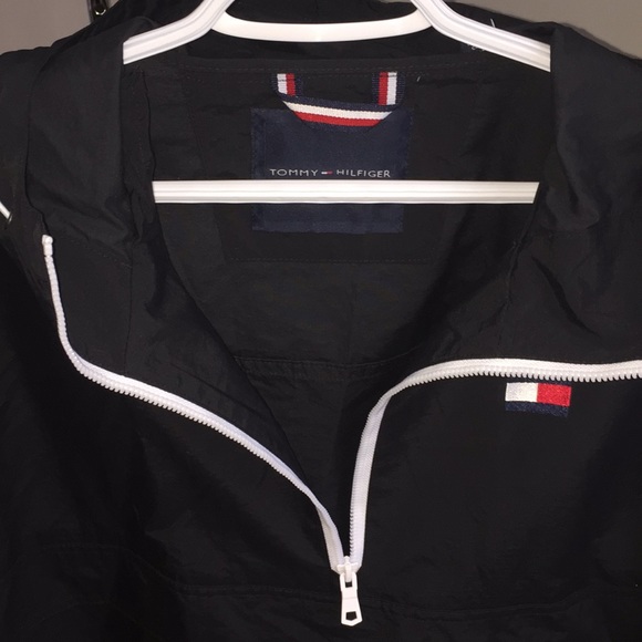 Tommy Hilfiger jacket big drip 🔥🔥 - Picture 5 of 5